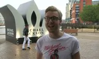 Fans ‘Moonwalk’ at Michael Jackson’s London Monument for His 60th Birthday