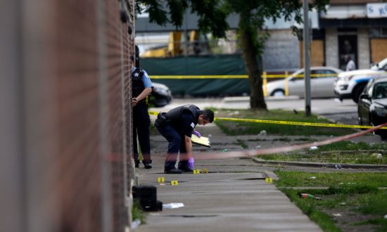 8 Dead, at Least 19 Wounded in Weekend Shootings Across Chicago: Police