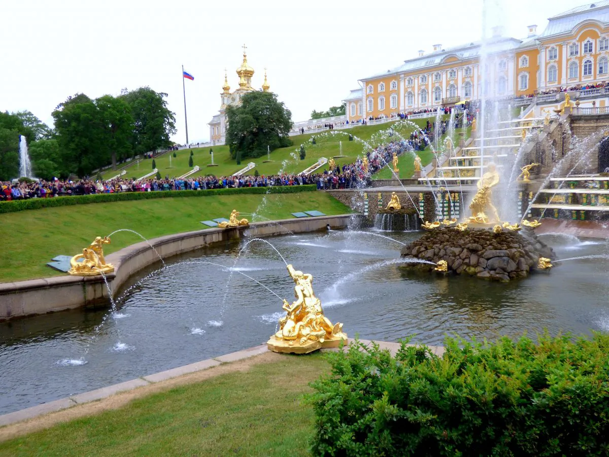 Fountains on the grounds of Peterhof. (Barbara Angelakis)