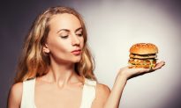 Eating Junk Food Raises Cancer Risk, Even for Slim Women
