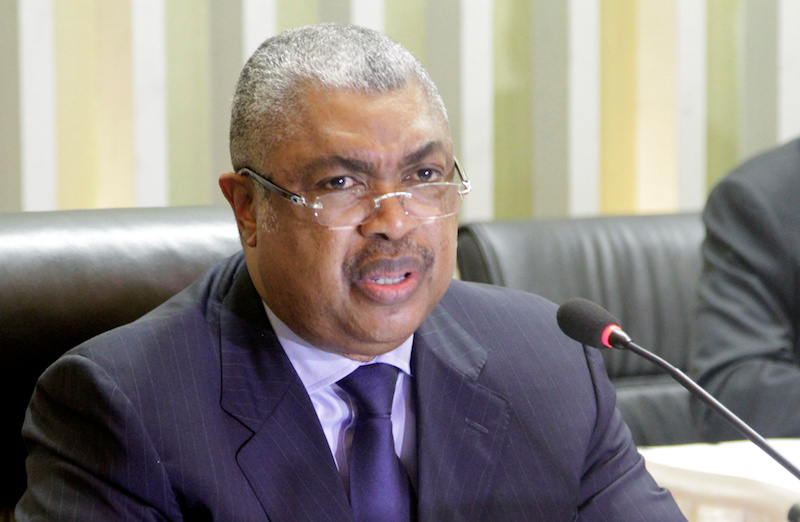 Samy Badibanga at a news conference