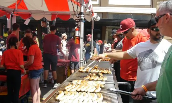 Orange International Street Fair Attracts Half a Million Visitors
