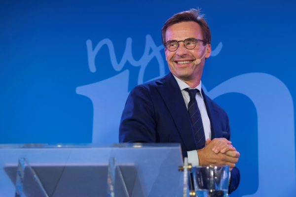 Ulf Kristersson addresses supporters
