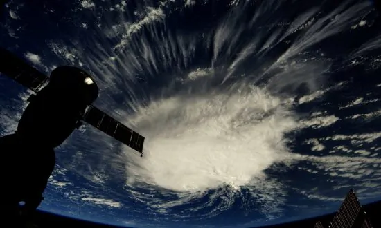 Hurricane Florence Tracker: Life-Threatening Storm Surge Warning