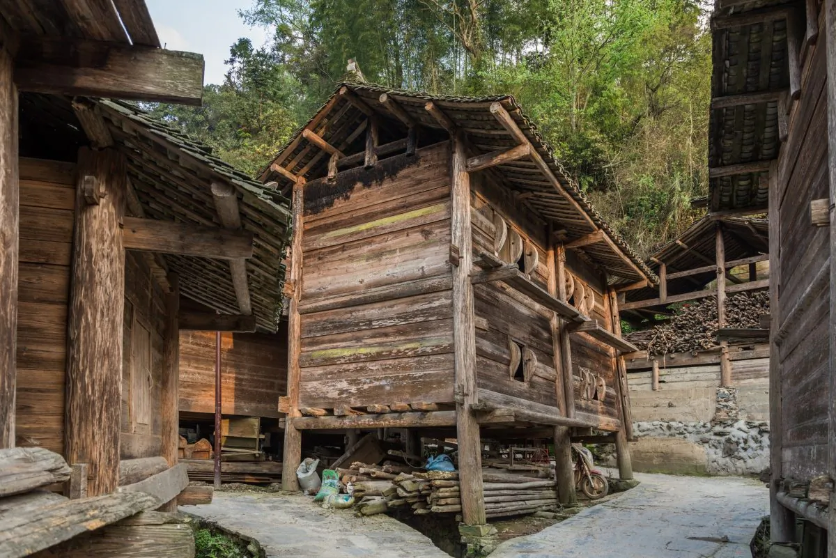 An ancient Chinese granary of wood. (Shutterstock)