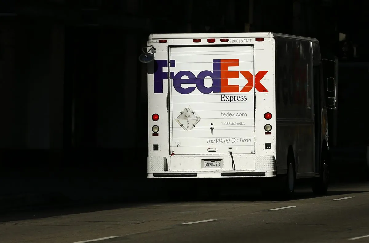 A Federal Express truck on delivery is pictured in downtown La, Calif. Oct. 29, 2014.   (Reuters/Mike Blake)