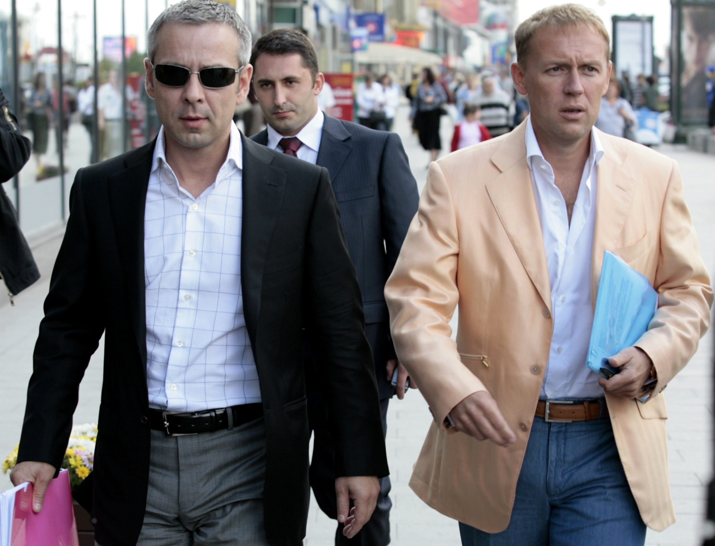 Two ex-KGB agents accused of assassinating Alexander Litvinenko prepare to give a radio interview