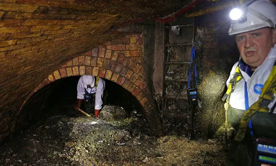 19-Ton, 100-Foot-Long ‘Fatberg’ Clogs Michigan Sewer