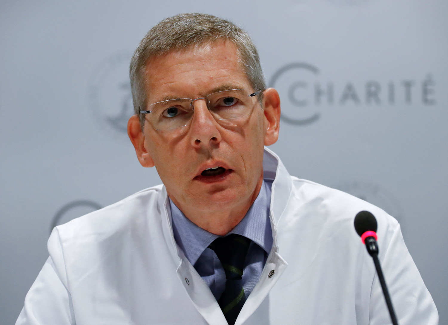 Dr. Kai-Uwe Eckardt addresses a news conference