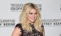 Jessica Simpson Announces Pregnancy via Instagram