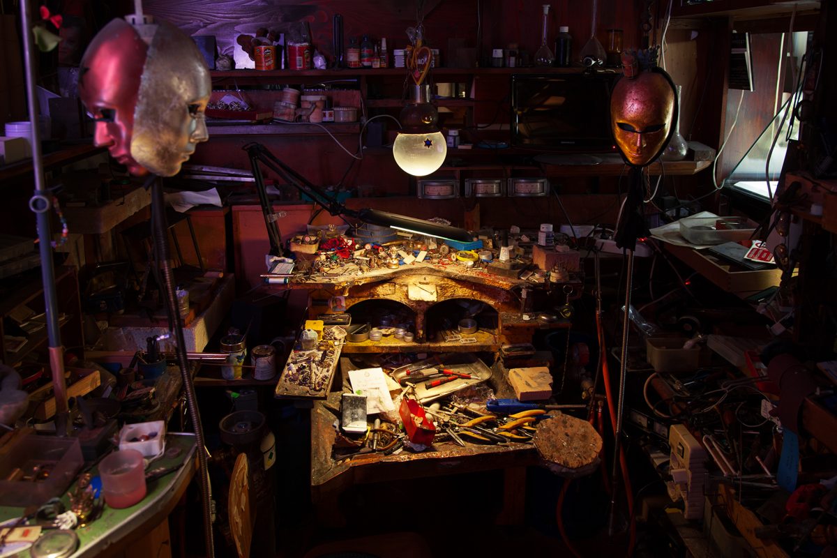 Goldsmith Alessandro Dari's workshop in Florence.