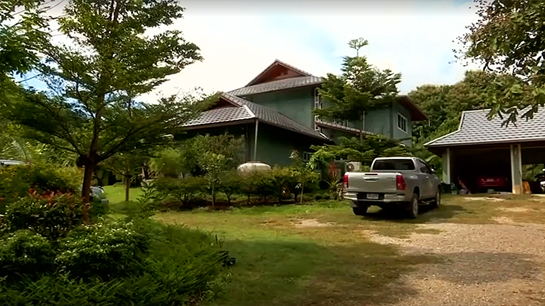 The Hoggs lived on a 32-acre estate.