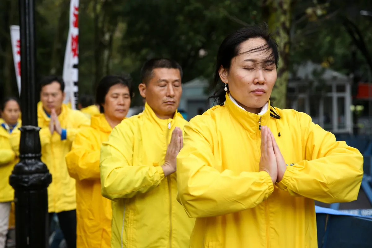 Falun Gong practitioners protest the persecution of the spiritual practice at the United Nations in New York, on Sept. 25, 2018. (Samira Bouaou/The Epoch Times)