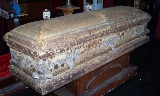 Six Flags Offers $300 for 30 Hours in a Coffin