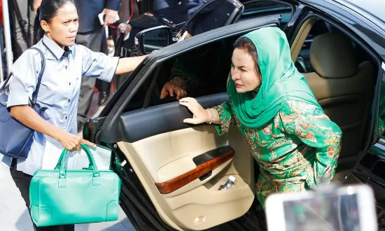 Wife of Former Malaysian Prime Minister Najib Questioned by Anti-Graft Investigators