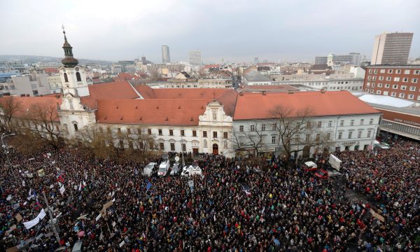Demonstrators rally murder Slovak investigative