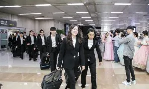 Shen Yun Symphony Orchestra Arrives in South Korea