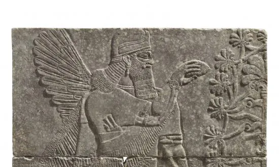 After Dramatic Bidding, 3,000-Year-Old Relief goes to Anonymous Buyer