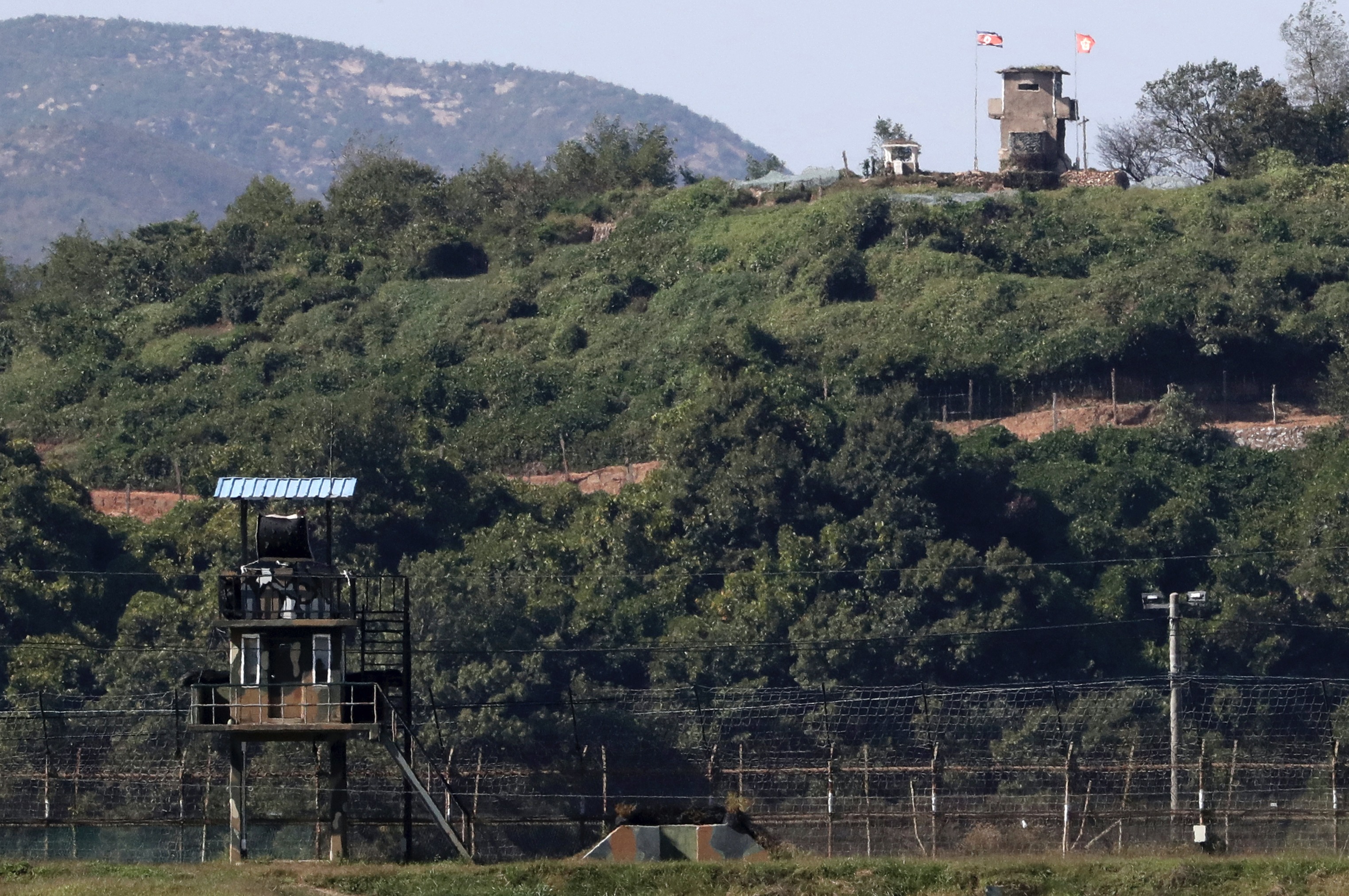 South Korea Begins Removing Mines, Expects North the Same