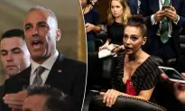 Father of Parkland Shooting Victim Blasts Alyssa Milano’s NRA Remarks