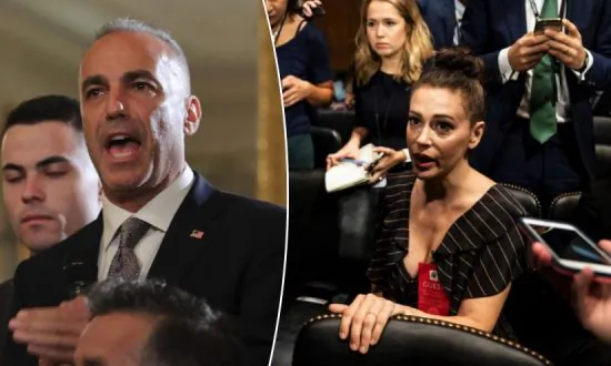 Father of Parkland Shooting Victim Blasts Alyssa Milano’s NRA Remarks