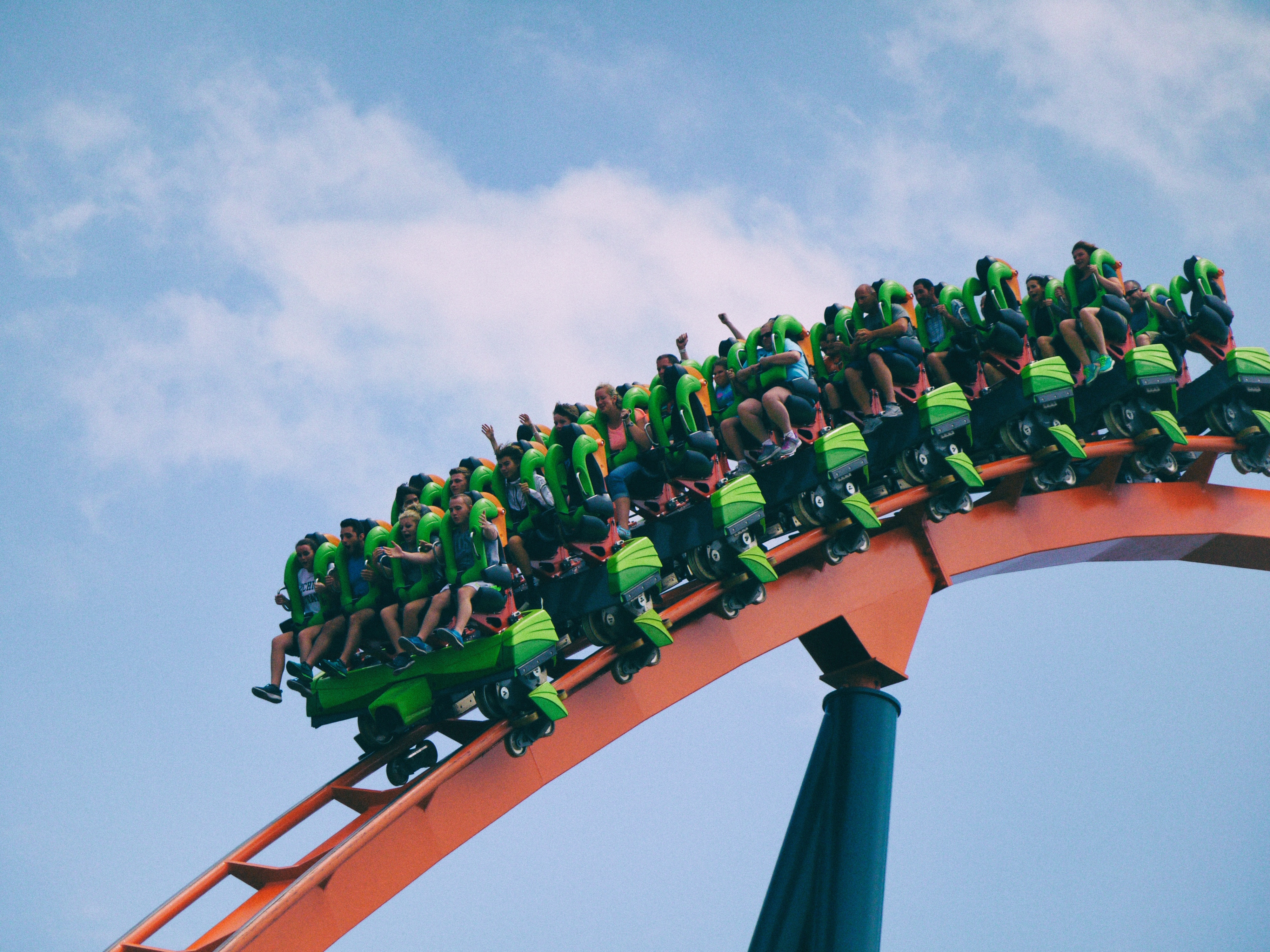 Australian Woman Hit by Rollercoaster When Attempting to Retrieve Dropped Phone - Vimarsana News
