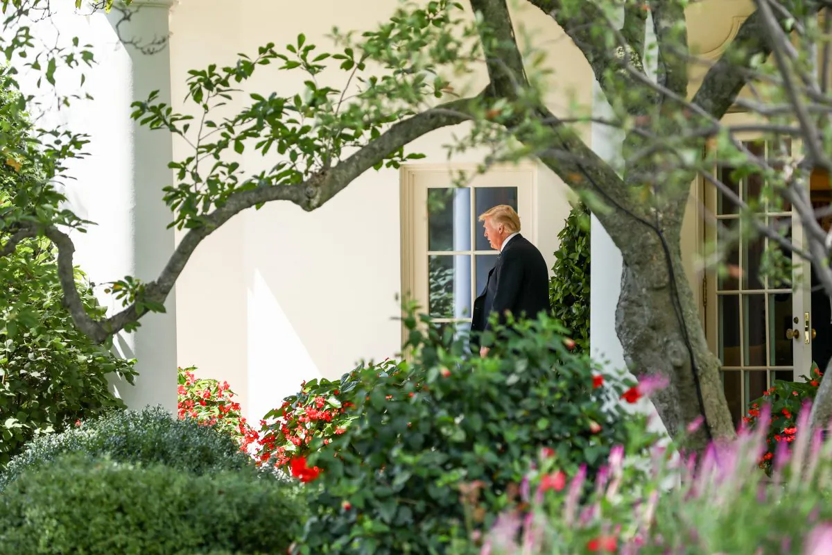 President Donald Trump departs from the White House on Aug. 31, 2018. (Samira Bouaou/The Epoch Times)