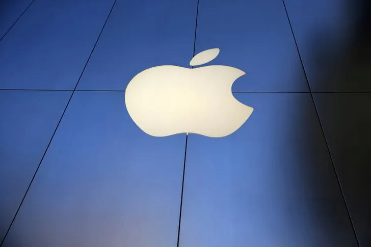 The Apple Inc. store is seen on the day of the new iPhone 7 smartphone launch in Los Angeles on Sept. 16, 2016. (Lucy Nicholson/Reuters)