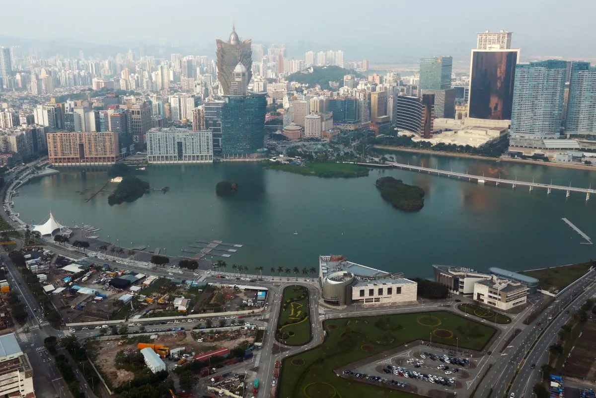 The Court of Final Appeal (bottom right) is seen located beside the Legislative Assembly in Macau Peninsula in China on Oct. 8, 2015.  (Bobby Yip/Reuters)