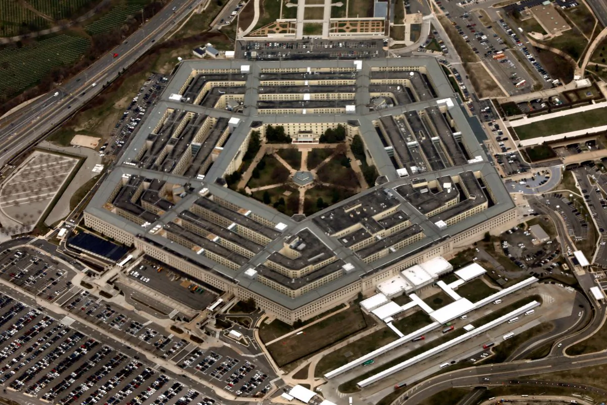 The Pentagon is seen from aboard Air Force One in Washington, D.C. on March 29, 2018. (Yuri Gripas/Reuters)