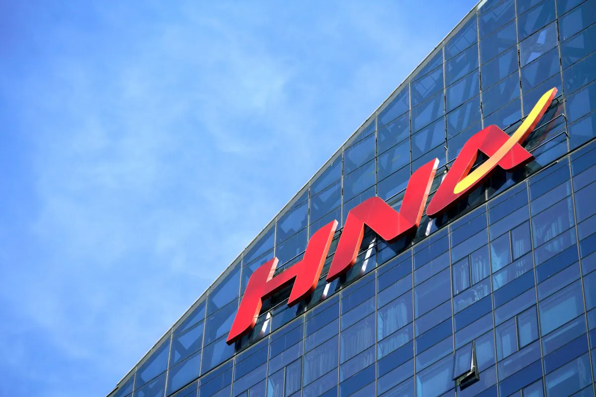HNA Group logo is seen on the building of HNA Plaza in Beijing on Feb. 9, 2018. (Jason Lee/Reuters)
