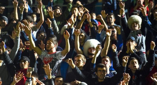 Fans cheer on Khabib