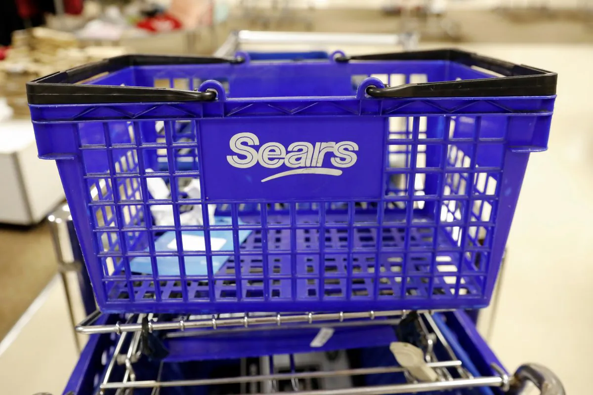 A empty Sears shopping cart is seen inside a store in Brooklyn, New York, U.S., October 10, 2018.  (Shannon Stapleton/Reuters)