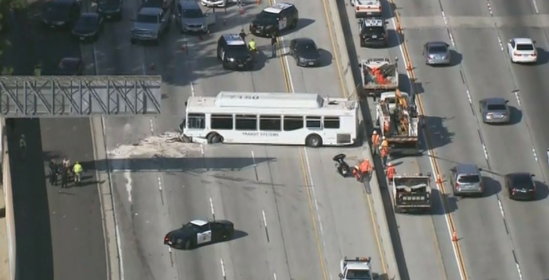 freeway-crash-in-la