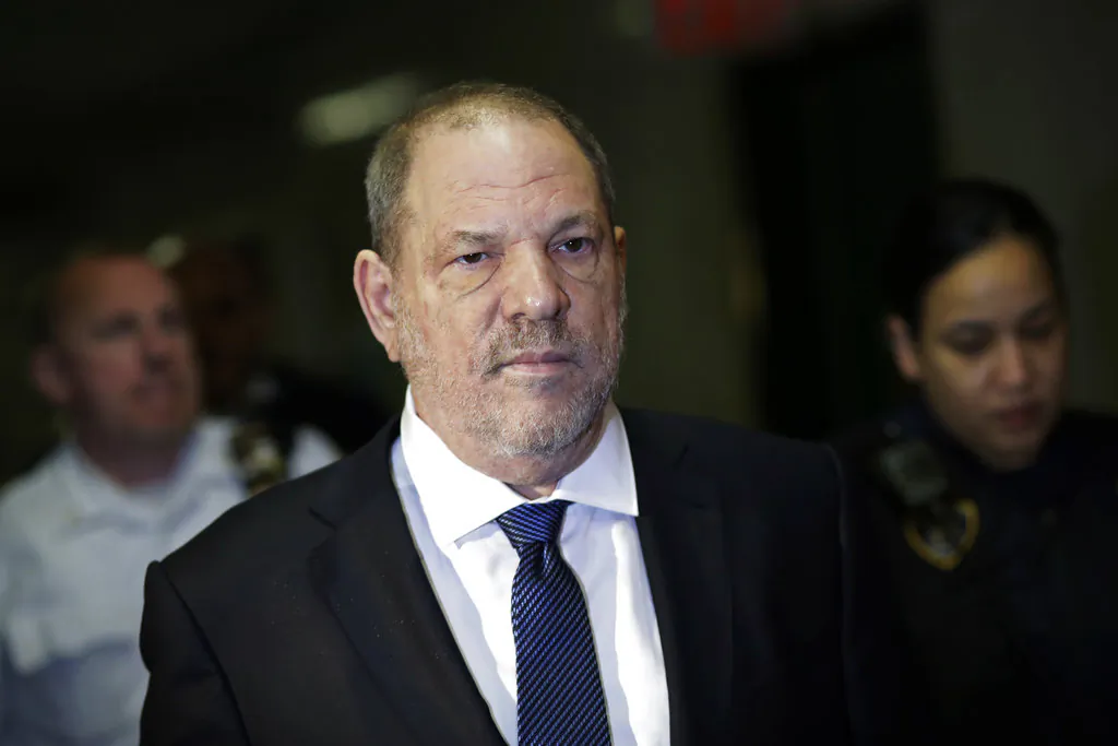 Harvey Weinstein enters State Supreme Court in New York, N.Y. on Oct. 11, 2018 (AP Photo/Mark Lennihan)