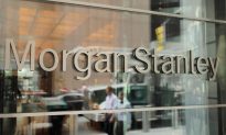 Morgan Stanley, Goldman Soar Past Rivals With Dealmaking Rally