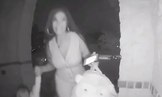 Texas Woman Who Left Child at Doorstep in Viral Video Speaks Out: ‘Really the Mother’s Fault’