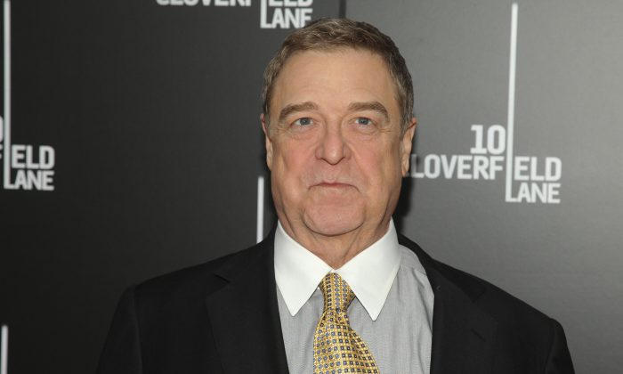 john goodman speaks about roseanne cancelation