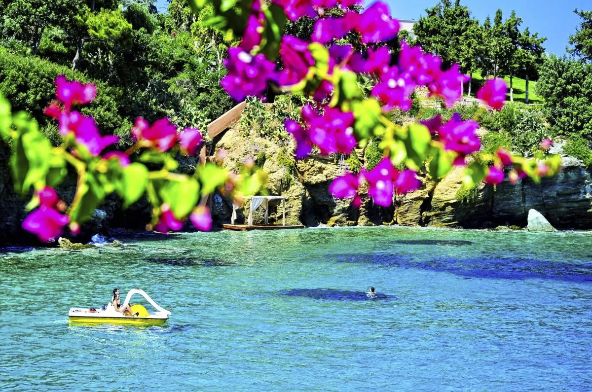 Agia Pelagia Bay. (Phil Butler)