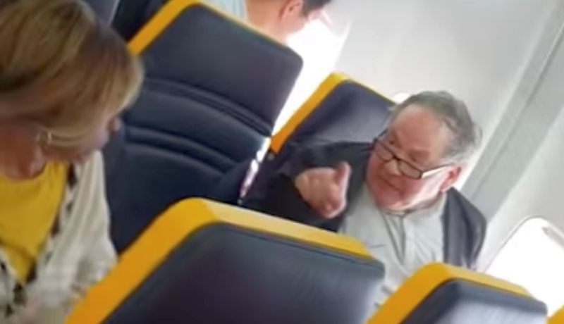 ryanair slammed for ignoring passenger