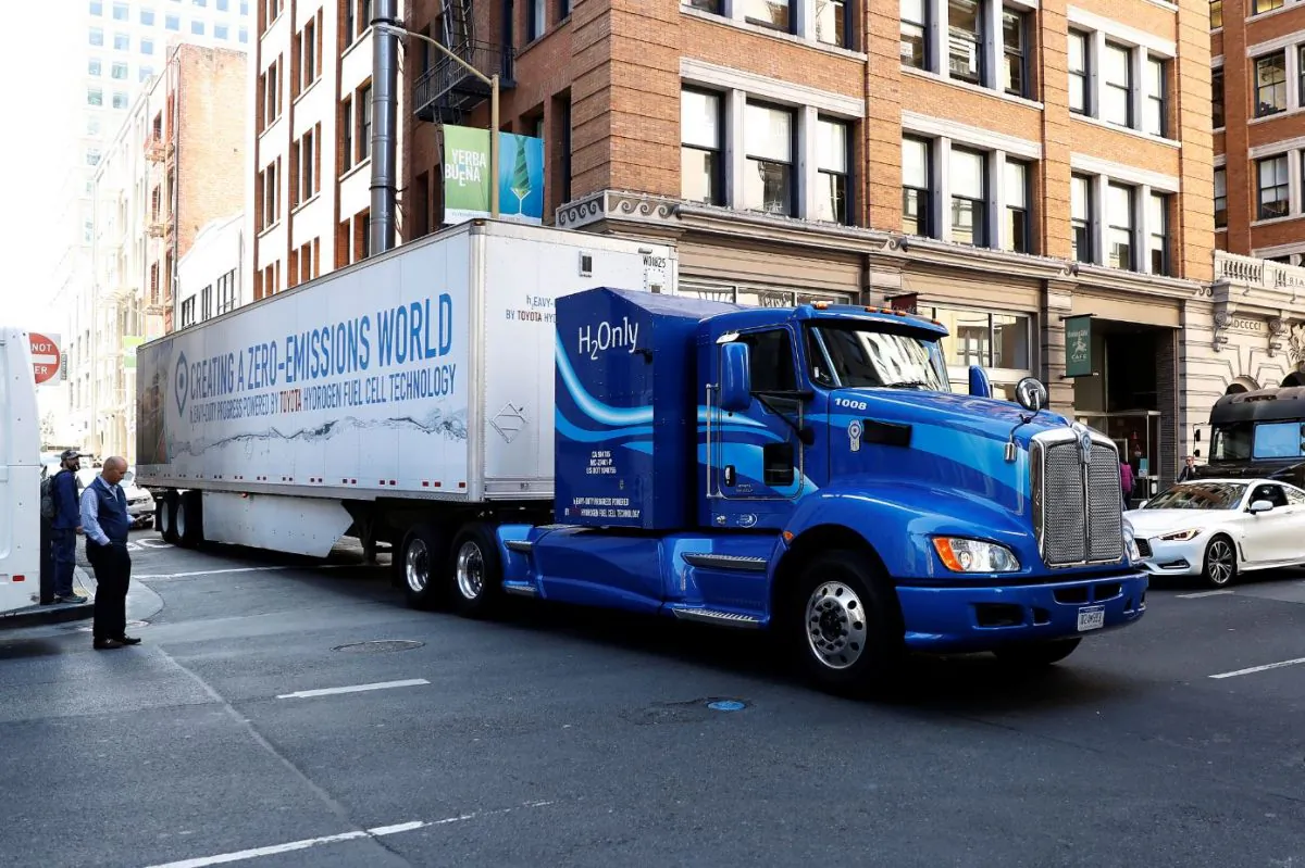 A Toyota Project Portal hydrogen fuel cell electric semi-truck is shown during an event in San Francisco, Calif., U.S., Sept. 13, 2018. (Reuters/Stephen Lam)
