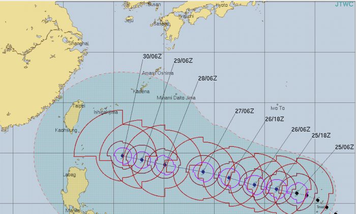 Super Typhoon Yutu Hits United States Commonwealth Islands With 215 Mph ...