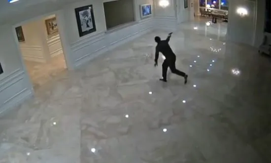 Video Shows Trump Hotel Shooter on Rampage, Gun Fight With Police