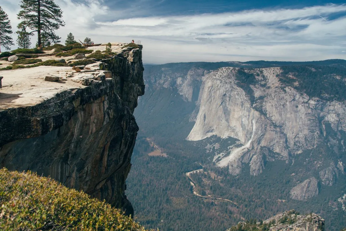 Taft Point in Yosemite National Park, California. (Jesse Gardner/Unsplash)