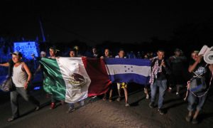 After Rejecting Offer, Migrant Caravan Demands Transport From Mexican Authorities