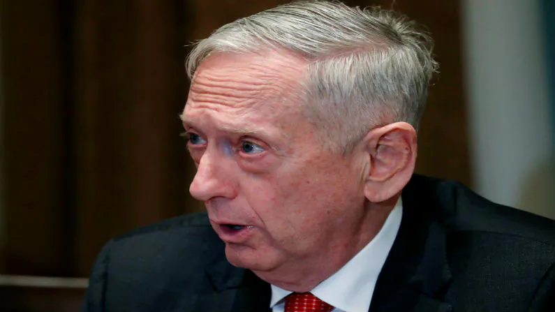 U.S. Defense Secretary James Mattis answers a question from the news media as U.S. President Donald Trump spoke during a gathering for a briefing from his senior military leaders in the Cabinet Room at the White House in Washington,  on Oct. 23, 2018. (Leah Millis/Reuters)