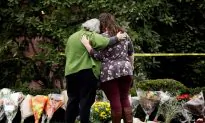 Canadians Hold Vigil in Solidarity With Pittsburgh Synagogue Shooting Victims