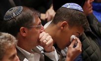 Rabbi Vows Pittsburgh Synagogue Massacre ‘Will Not Break Us’