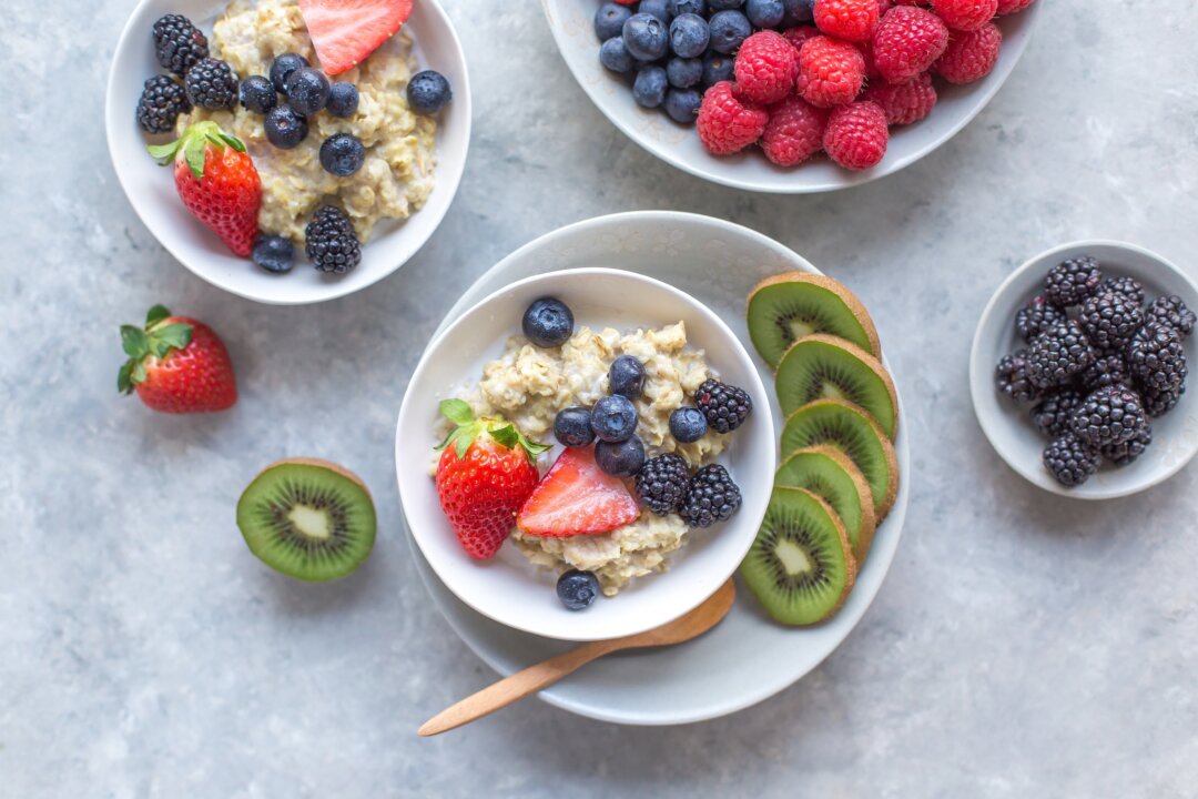 Eating whole foods, like oatmeal with fruit, is a great way to get your daily fiber. (Melissa Belanger/Unsplash)