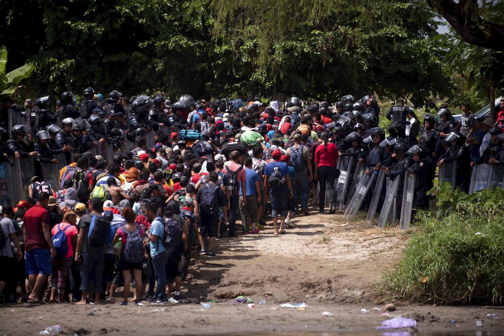 Third migrant caravan starts as second caravan gets violent